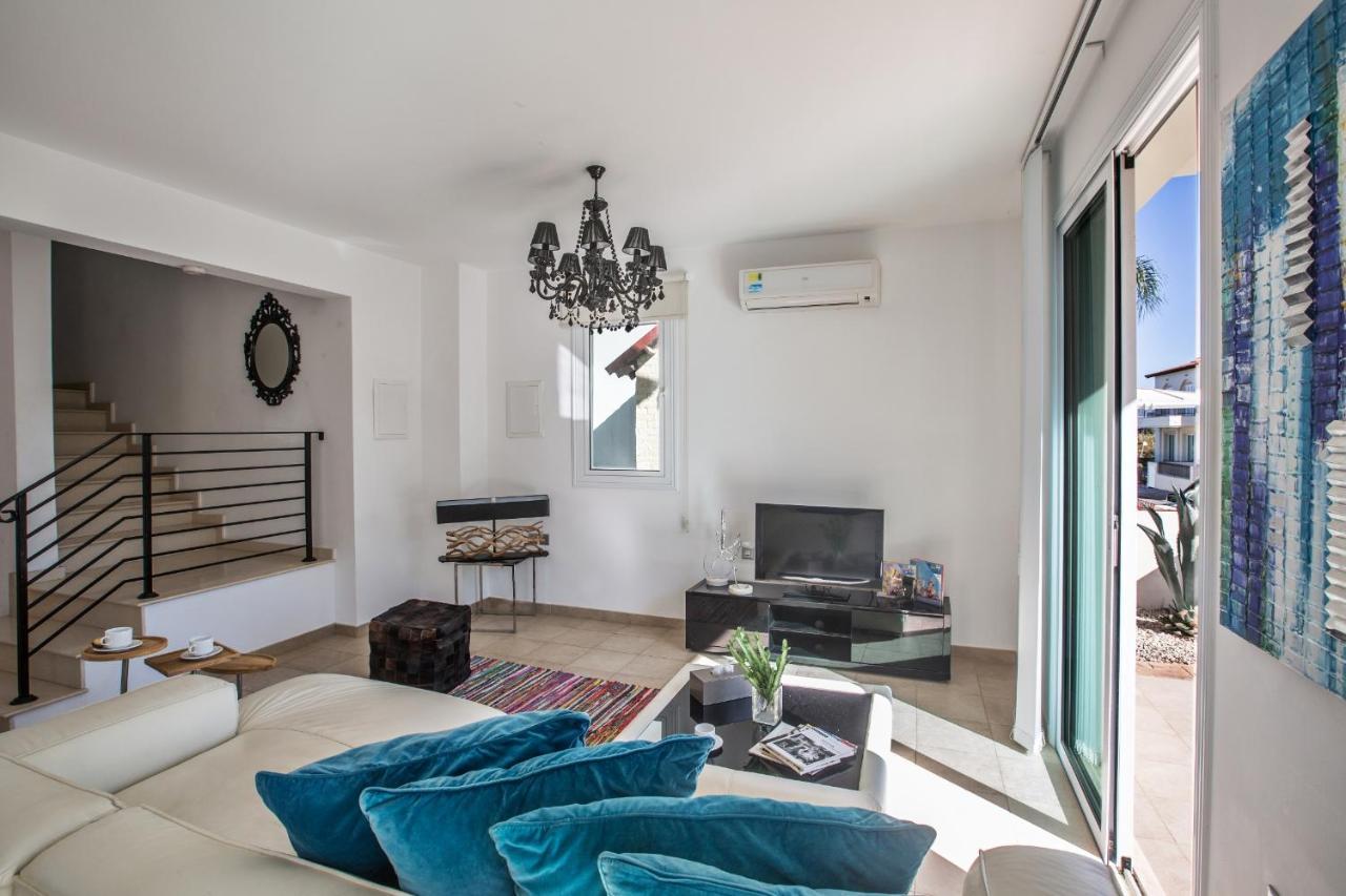 Seaspray Villa โปรทาราส ภายนอก รูปภาพ