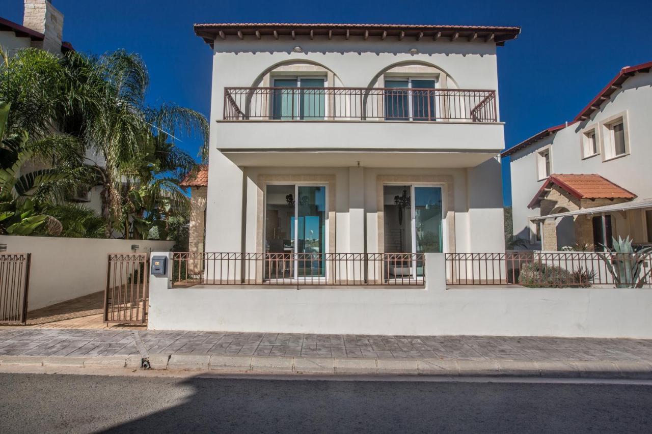 Seaspray Villa โปรทาราส ภายนอก รูปภาพ