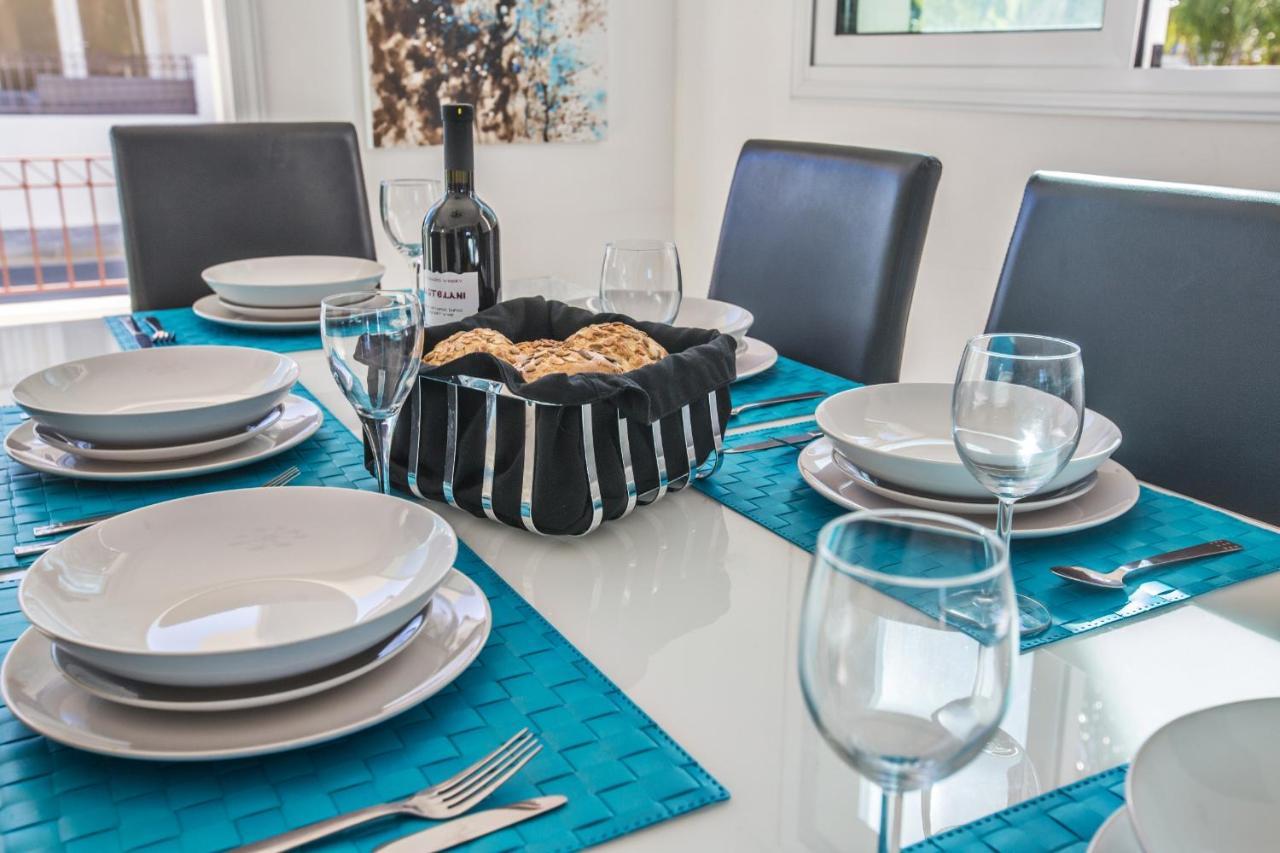 Seaspray Villa โปรทาราส ภายนอก รูปภาพ