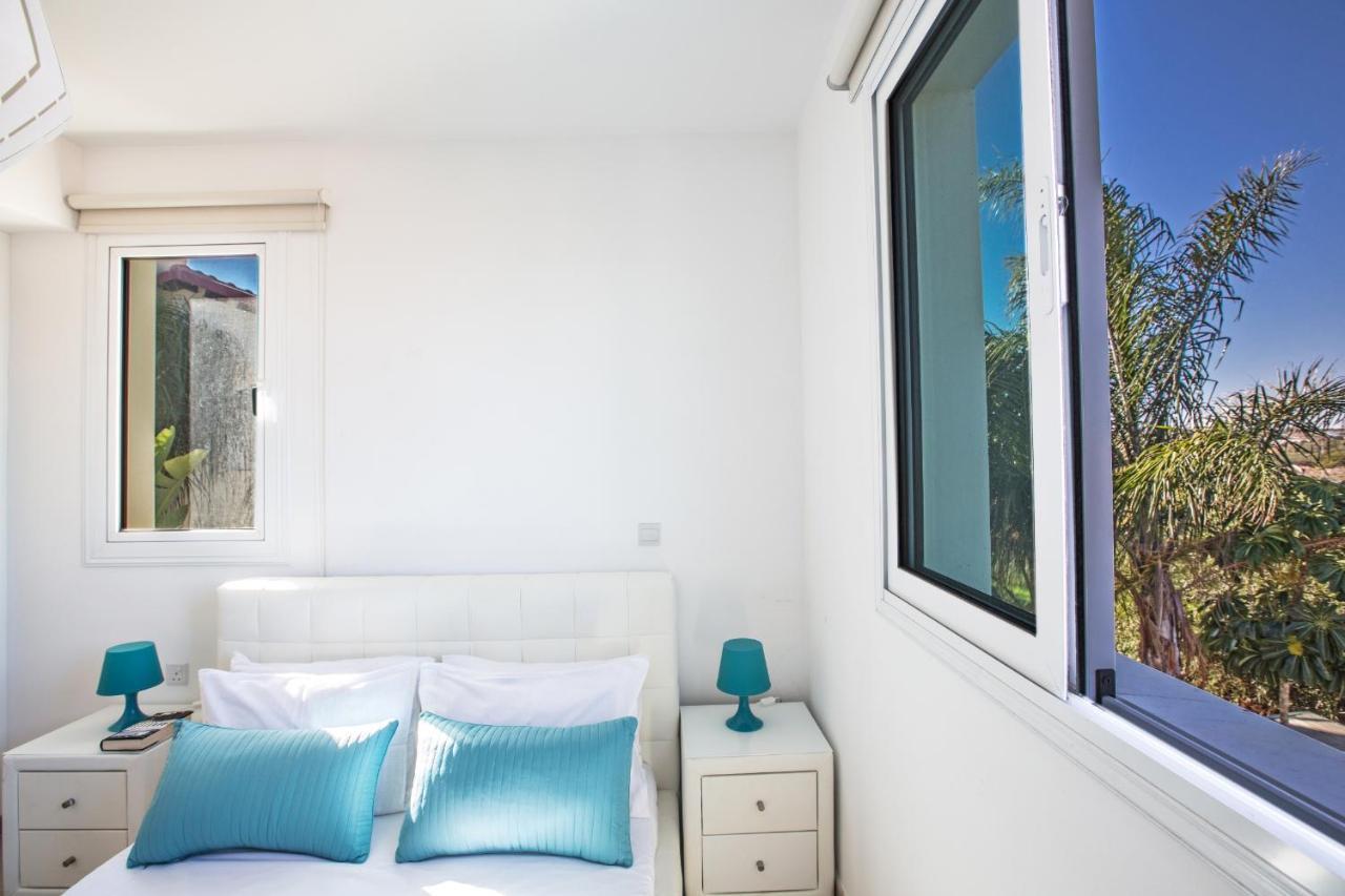 Seaspray Villa โปรทาราส ภายนอก รูปภาพ